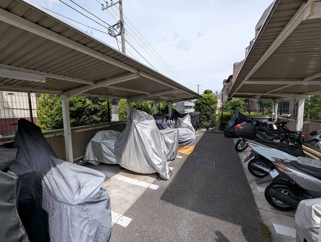 パーク・ホームズ上板橋ヒルトップレジデンス　バイク置き場